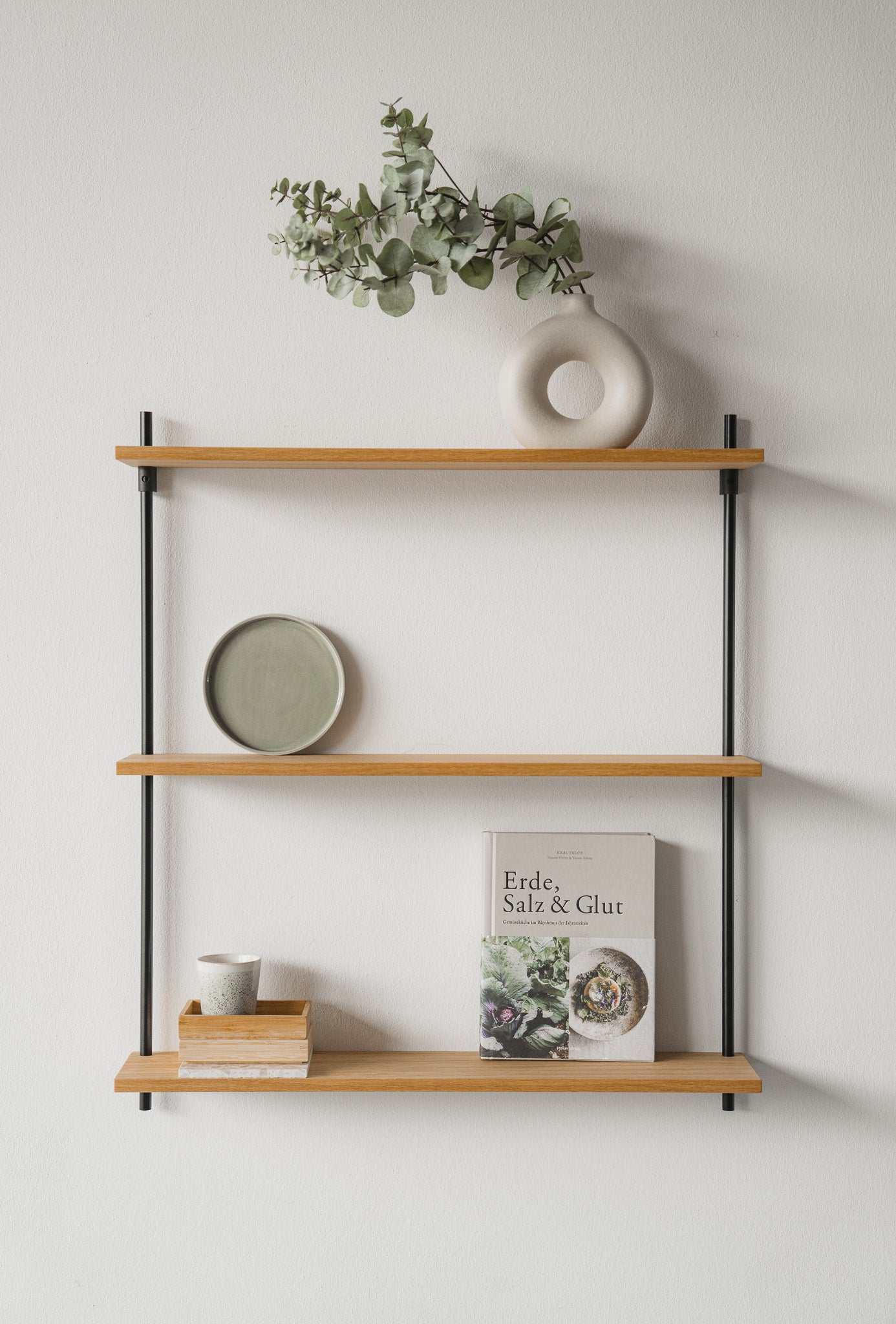 Wall Shelf Single M1