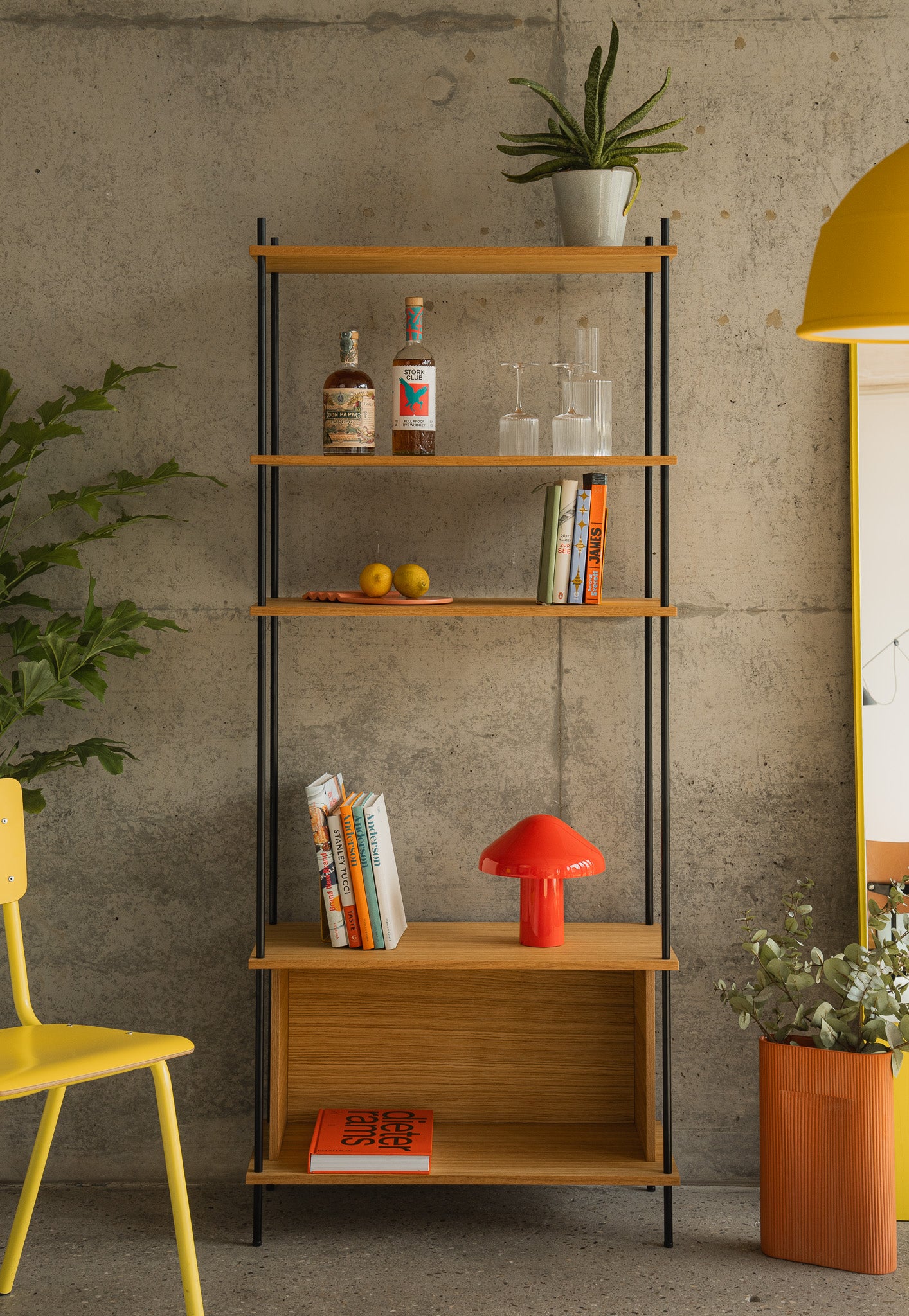 Standing Shelf Single H1