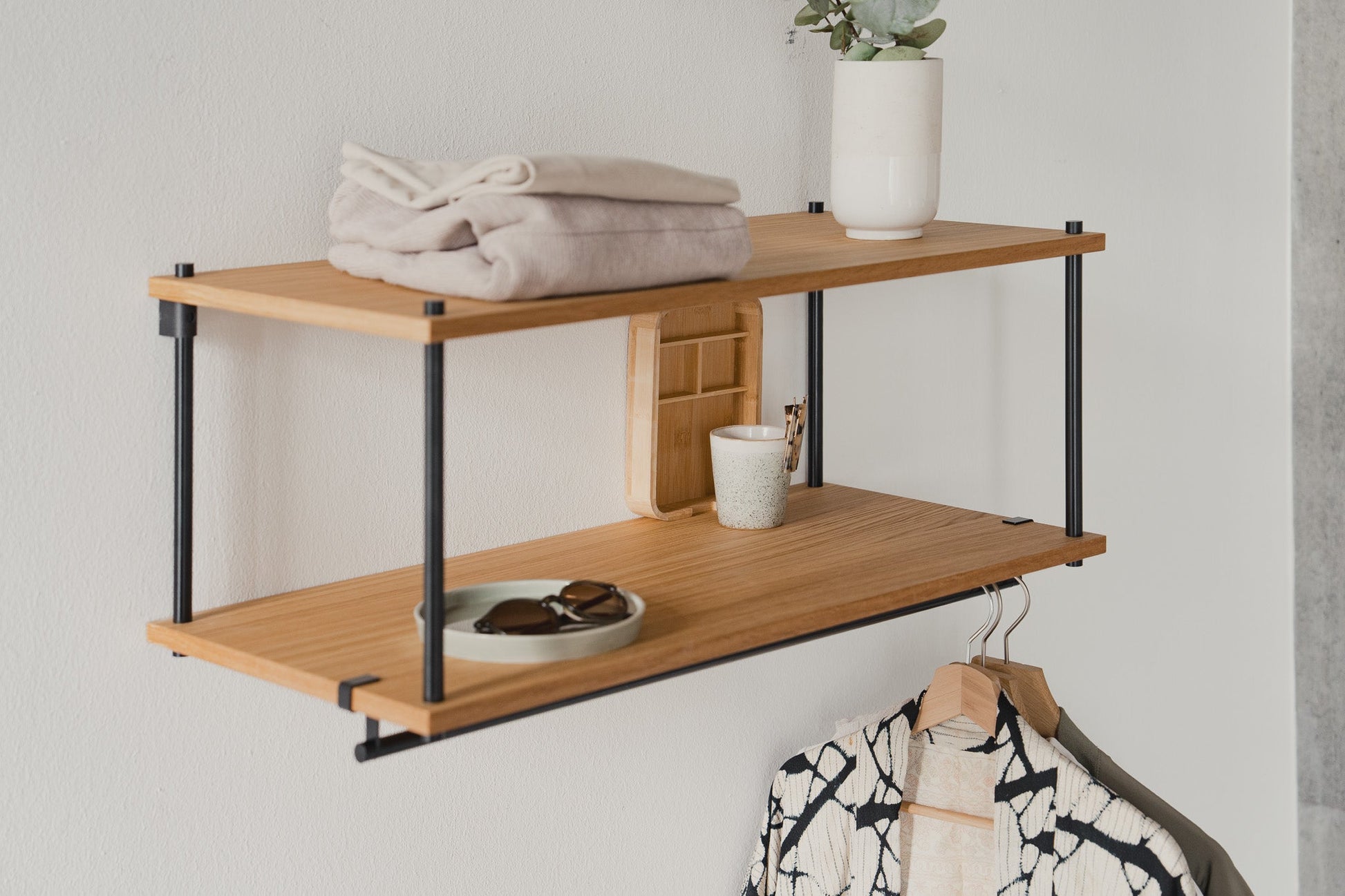 Floating Hanging Wardrobe Rail with Top Shelf - KUUDU Modular Shelving System - Oak
