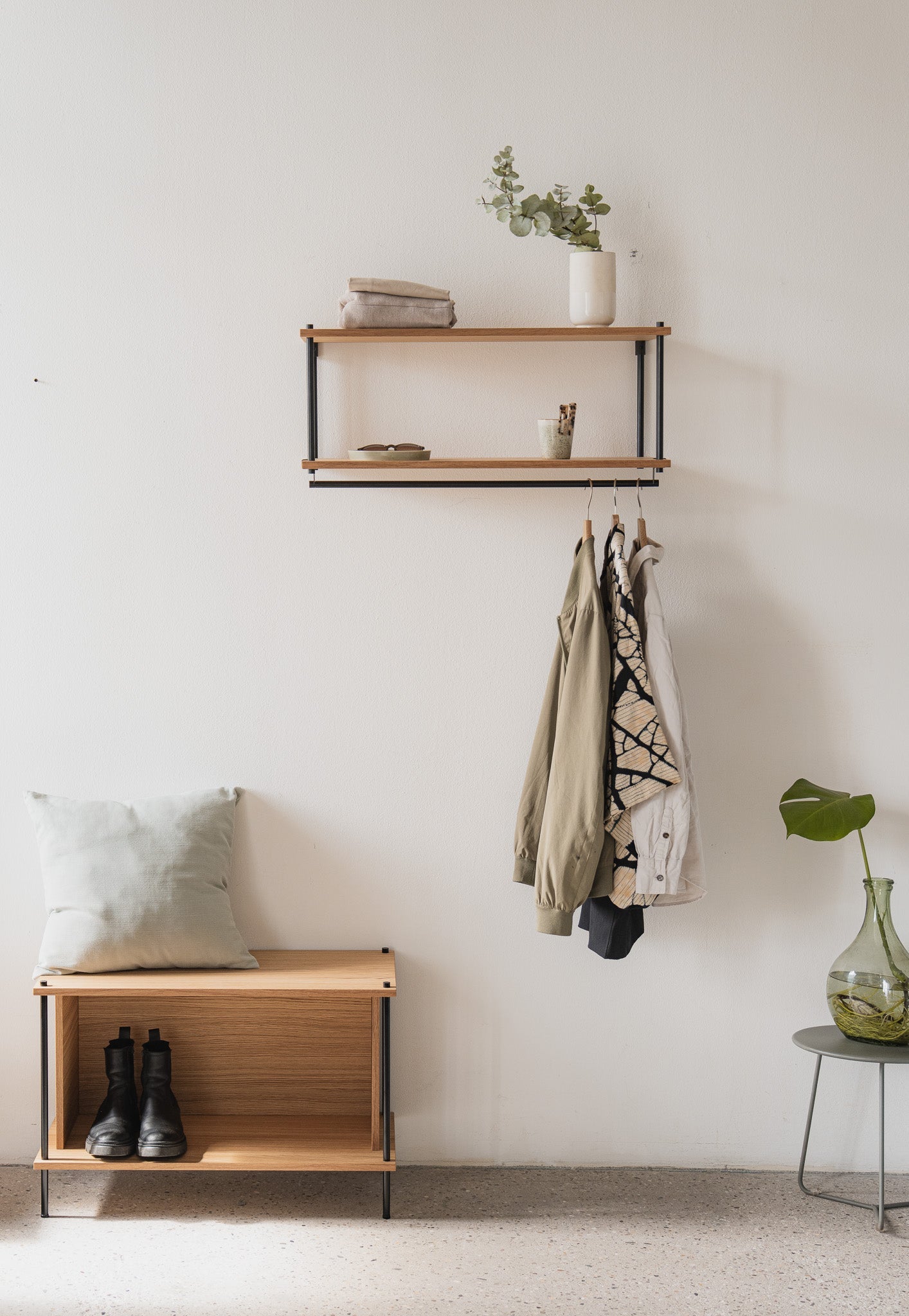 Floating Hanging Wardrobe Rail with Top Shelf - KUUDU Modular Shelving System - Oak