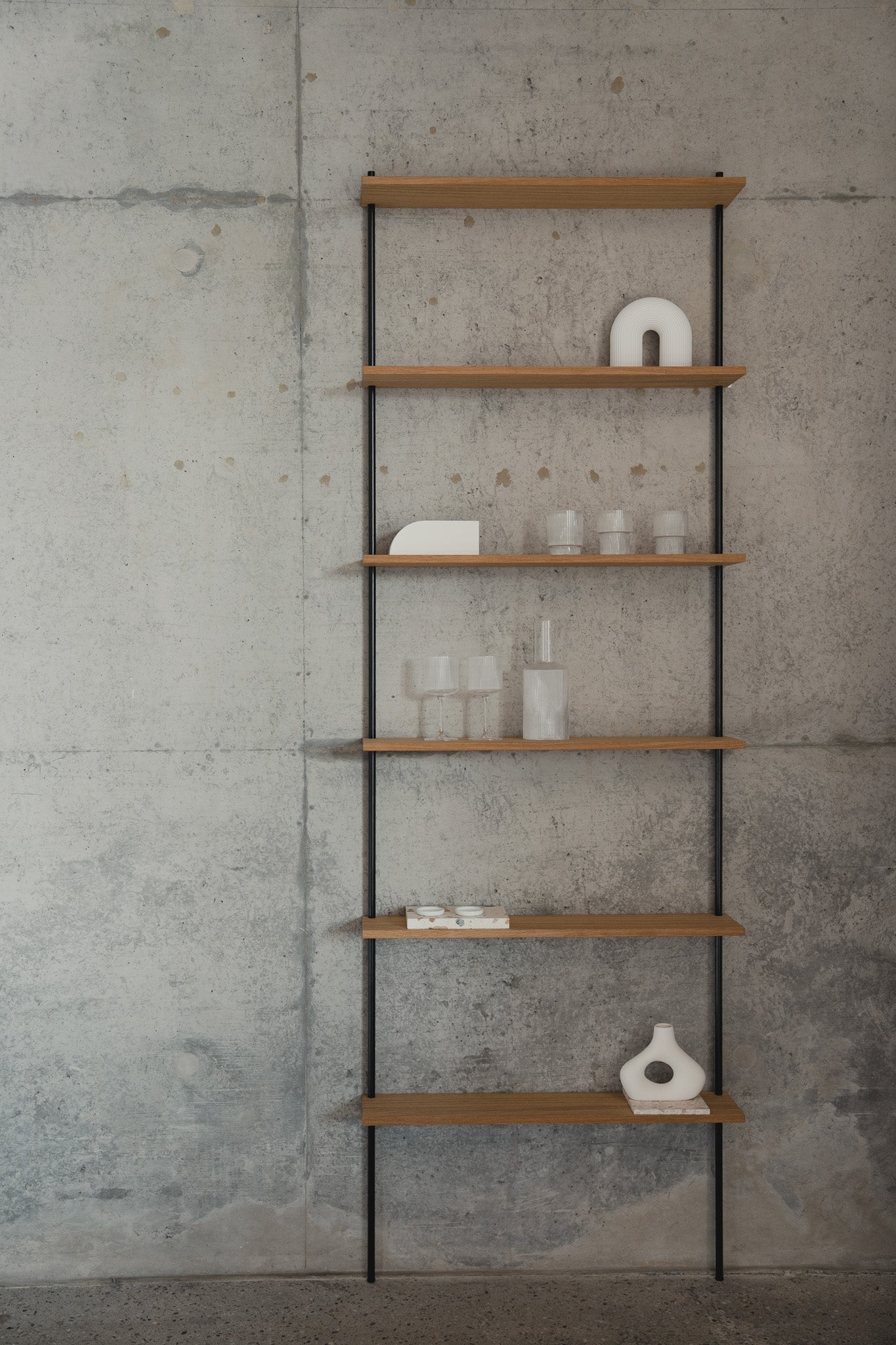 Wall Shelf Single H1