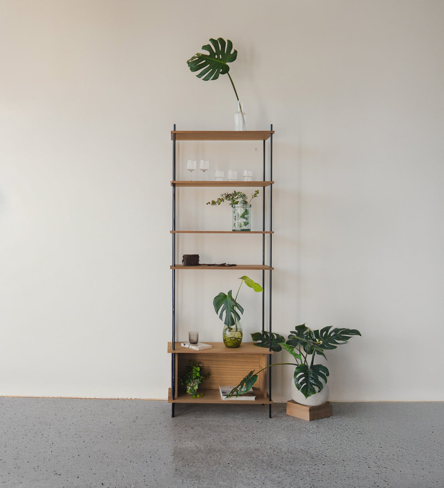 Large Standing Shelf Single H2