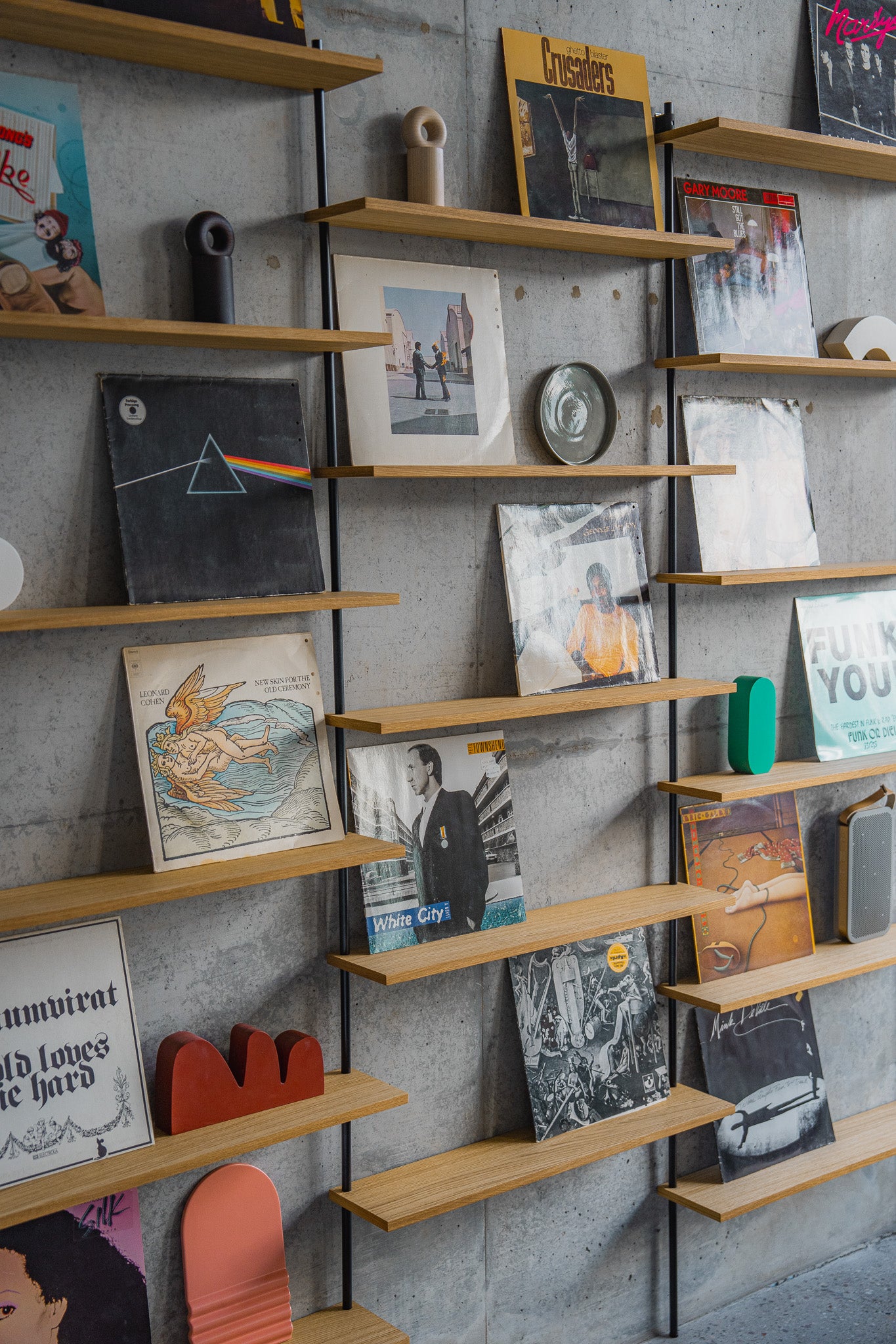 Wall Shelf Triple Shift H1M2H1