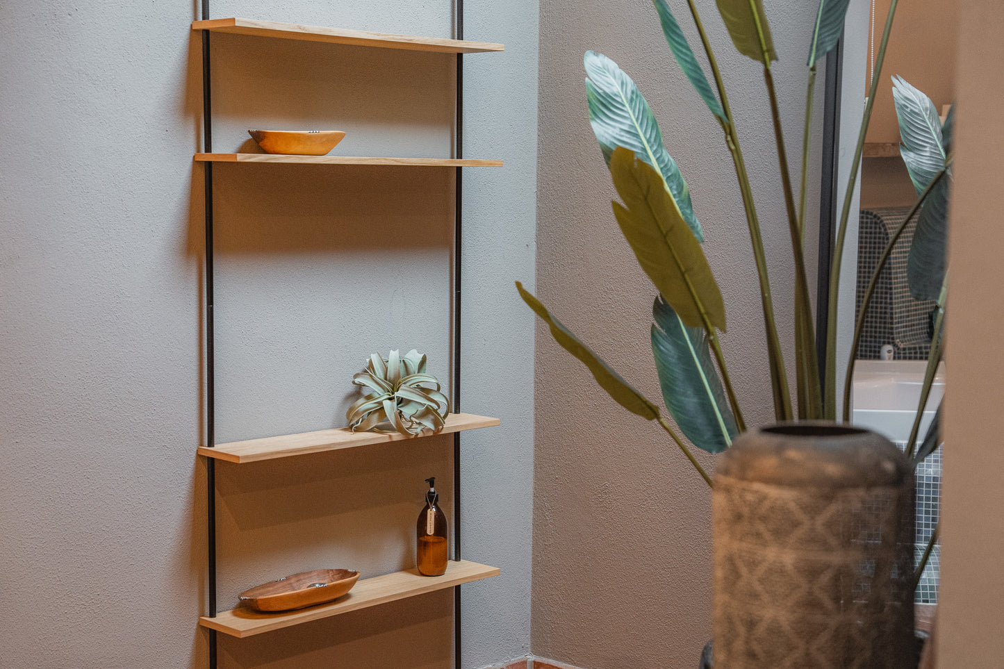 Wall Shelf Single H2