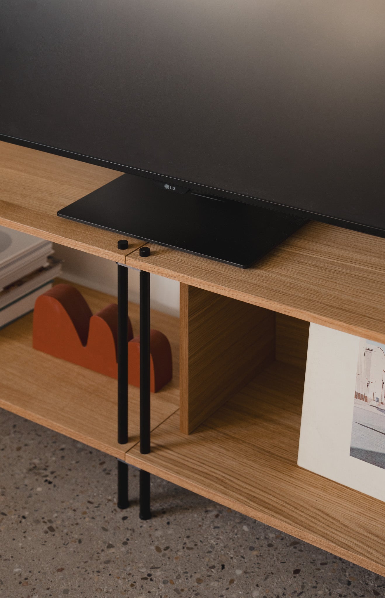 Lowboard - Standing Shelf Double L1L3