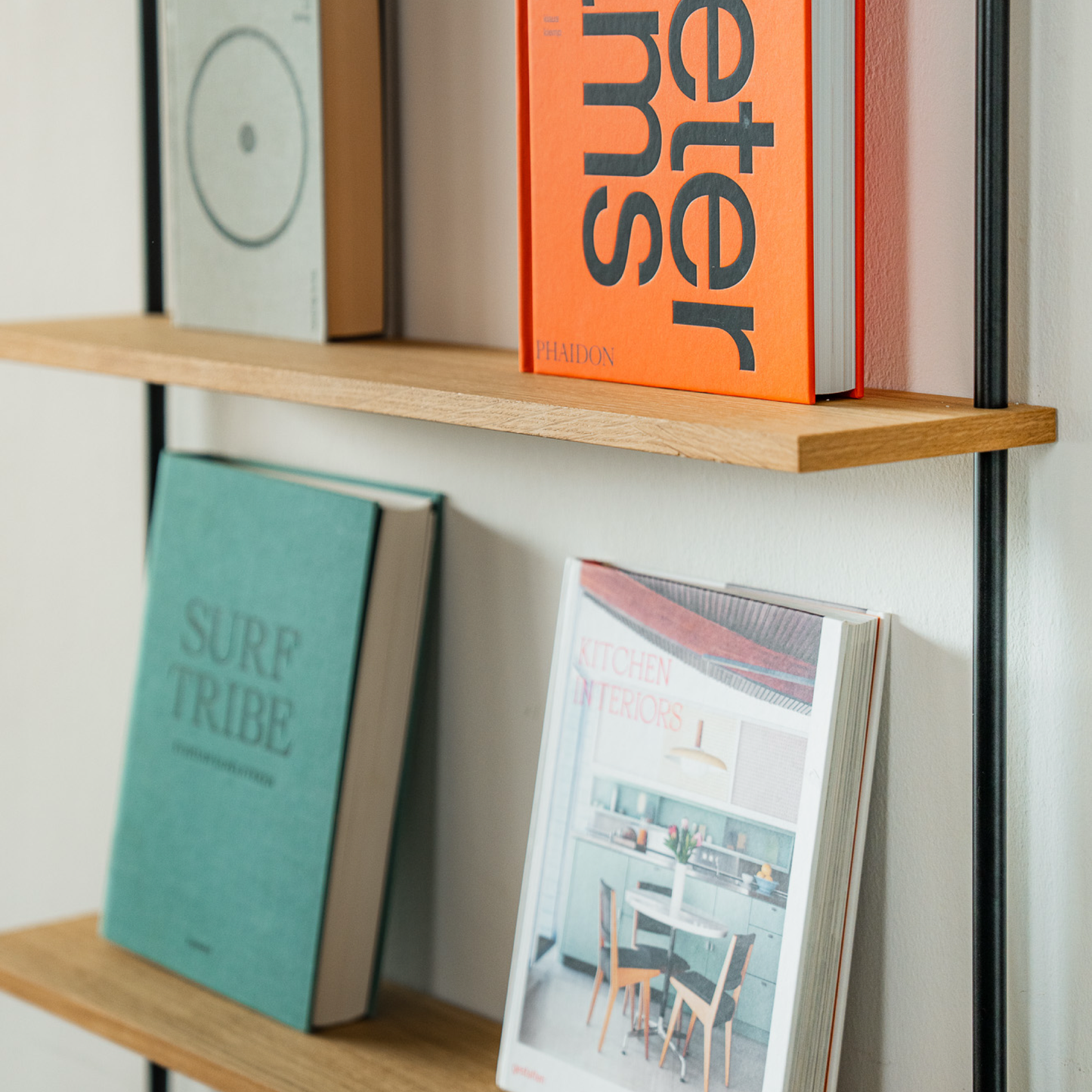 Wall Shelf Single H1